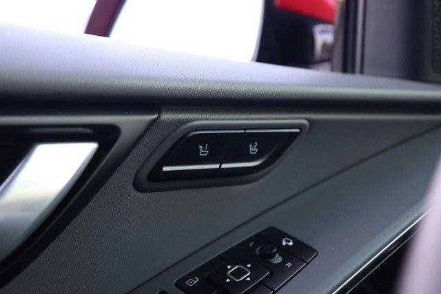 Used 2024 Kia Niro SX Touring FWD image 20