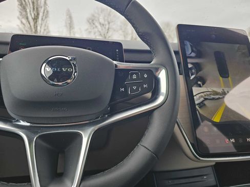 New 2026 Volvo EX90 Ultra image 33