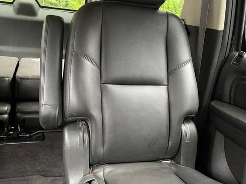 Used 2013 GMC Yukon XL Denali AWD/4WD image 17