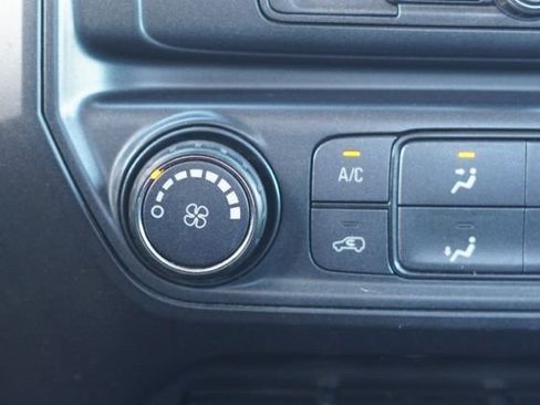 Used 2018 Chevrolet Silverado 1500 W/T image 22