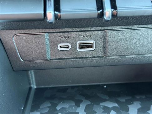 New 2025 Chevrolet Colorado LT image 21