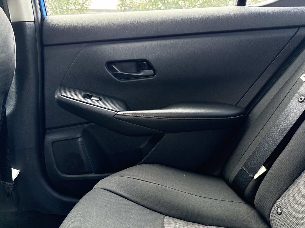 Used 2024 Nissan Sentra SV w/ All-Weather Package FWD image 17