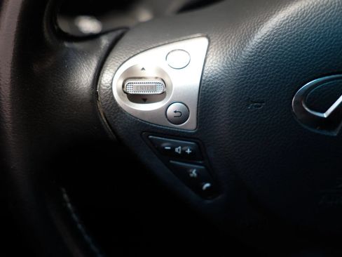 Used 2011 INFINITI FX35 2WD w/ Premium Pkg image 27