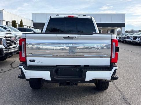 Used 2024 Ford F350 Platinum image 5