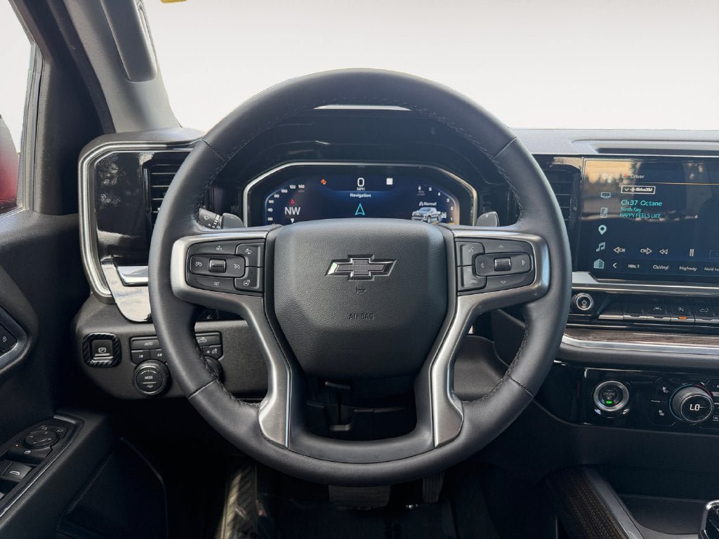 Used 2022 Chevrolet Silverado 1500 RST AWD/4WD image 14