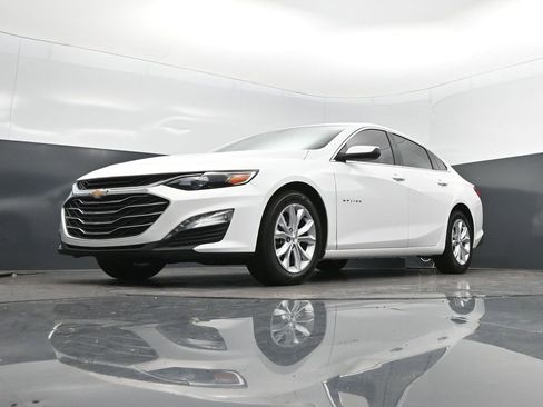 Used 2025 Chevrolet Malibu LT FWD image 39