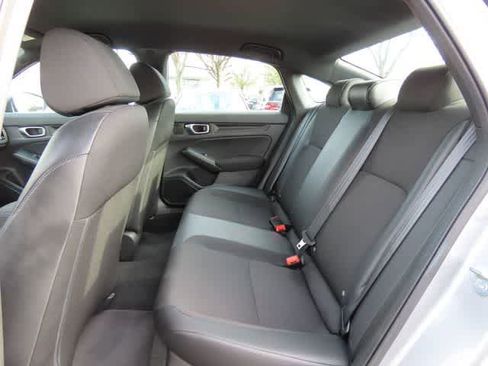 Used 2023 Honda Civic Sport image 13