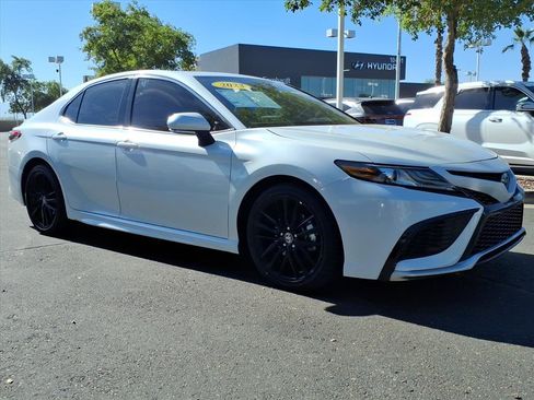 Used 2023 Toyota Camry XSE image 7