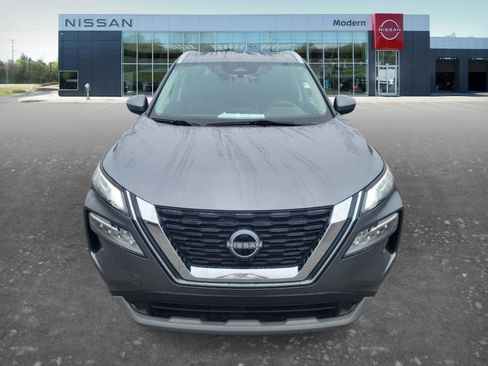 Certified 2023 Nissan Rogue SV w/ SV Premium B Package image 2