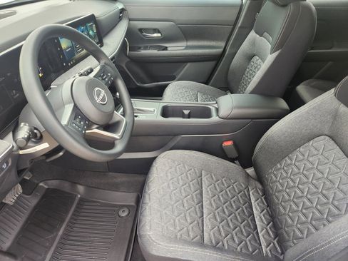 New 2026 Nissan Kicks SV FWD image 12