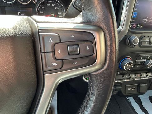 Used 2021 Chevrolet Silverado 1500 LT w/ Bed Protection Package AWD/4WD image 18