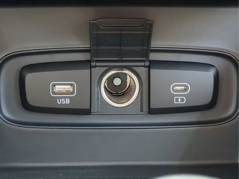 New 2026 Hyundai Venue SE FWD image 29