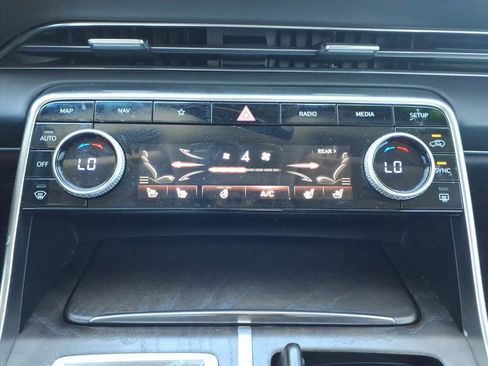 Used 2023 Genesis GV80 3.5T w/ Advanced Package image 22