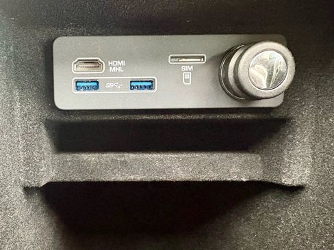 Used 2017 Land Rover Range Rover image 63