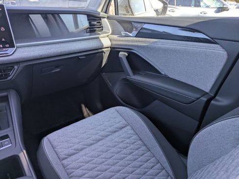 New 2026 Volkswagen Tiguan S image 18