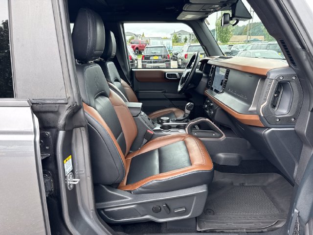 Used 2024 Ford Bronco Outer Banks w/ Sasquatch Package AWD/4WD image 10