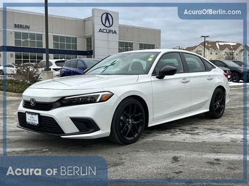 Used 2024 Honda Civic Sport image 1