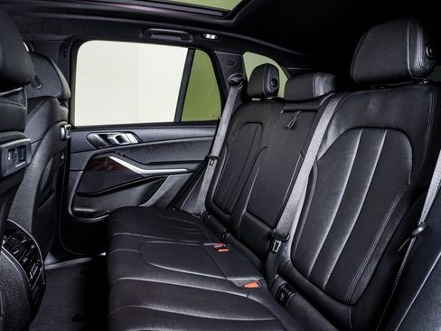 Used 2020 BMW X5 xDrive40i w/ Premium Package image 17