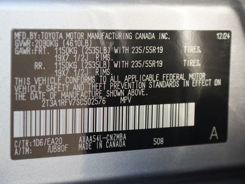 Used 2025 Toyota RAV4 XLE Premium image 27