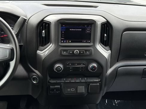 Used 2024 Chevrolet Silverado 2500 Custom w/ Custom Convenience Package AWD/4WD image 18