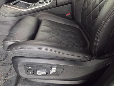 Used 2024 BMW X7 xDrive40i AWD/4WD image 10