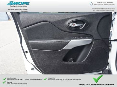 Certified 2022 Jeep Cherokee Latitude AWD/4WD image 11