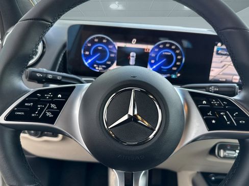 Certified 2024 Mercedes-Benz EQB 300 4MATIC image 15