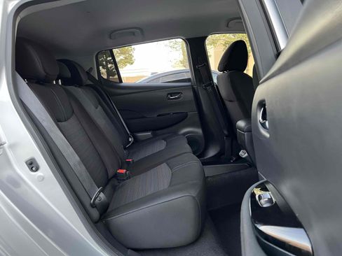 Used 2022 Nissan Leaf SV Plus image 36