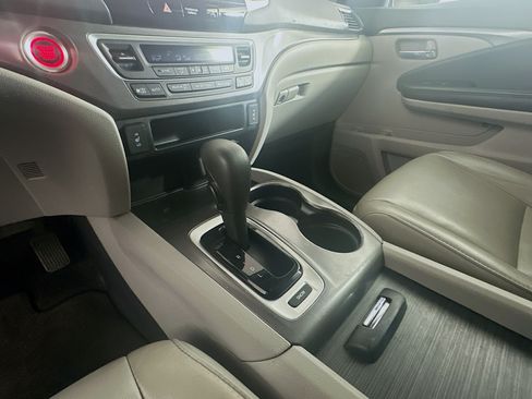 Used 2016 Honda Pilot EX-L image 23