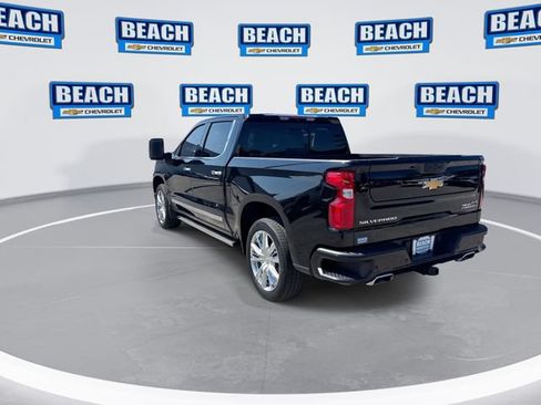 Used 2024 Chevrolet Silverado 1500 High Country w/ High Country Premium Package AWD/4WD image 7
