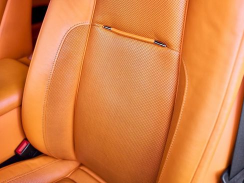 Used 2019 Rolls-Royce Wraith image 47