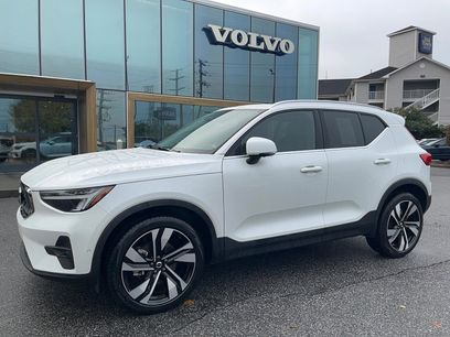 Certified 2025 Volvo XC40 B5 Plus