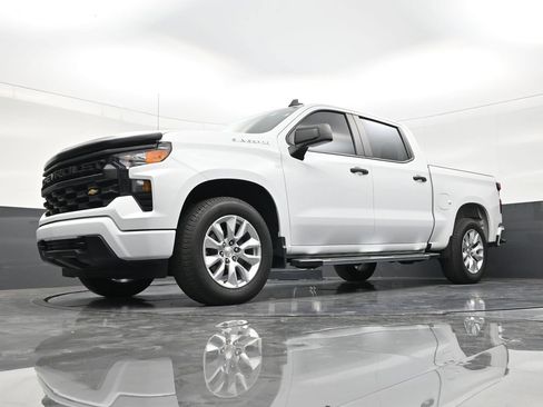 Used 2024 Chevrolet Silverado 1500 Custom RWD image 20