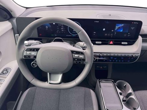 New 2026 Hyundai Ioniq 5 SE RWD image 18