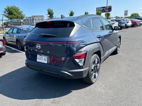 Used 2025 Hyundai Kona SEL FWD image 3