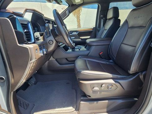 Used 2024 GMC Sierra 1500 Denali w/ Denali Reserve Package image 9