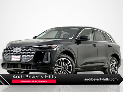 Used 2025 Audi Q5 Premium w/ Convenience Package