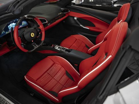 Used 2025 Ferrari 296 GTS RWD image 30