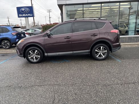 Used 2017 Toyota RAV4 XLE image 8