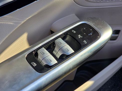 New 2026 Mercedes-Benz C 300 4MATIC Sedan image 35
