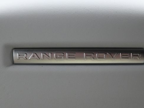 Used 2025 Land Rover Range Rover Sport S image 20