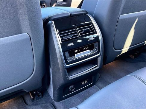 Used 2024 BMW X5 sDrive40i w/ Climate Comfort Package RWD image 10