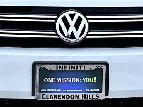 Used 2016 Volkswagen Tiguan SE image 12