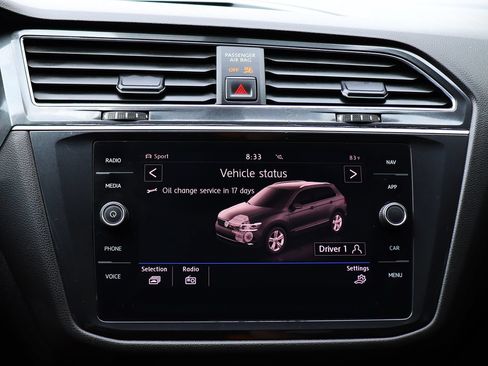 Used 2018 Volkswagen Tiguan SEL w/ 3rd Row Seat Package AWD/4WD image 54