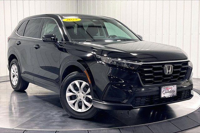 Used 2025 Honda CR-V LX image 3