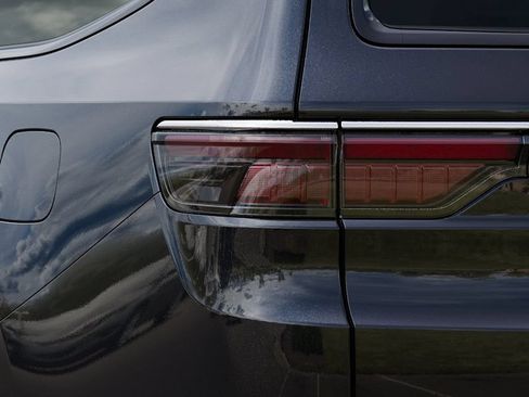 New 2025 Jeep Wagoneer L Series II w/ Premium Group I AWD/4WD image 9