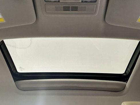 Used 2017 Honda Civic Touring image 36