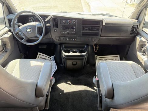 Used 2014 Chevrolet Express 2500 LT w/ LT Preferred Equipment Group RWD image 14