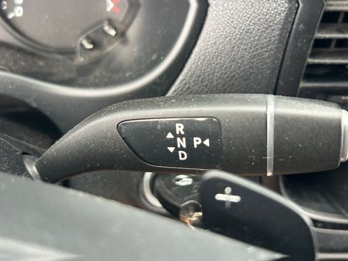 Used 2021 Mercedes-Benz Metris image 15
