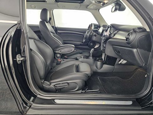 Used 2024 MINI Cooper SE FWD image 10